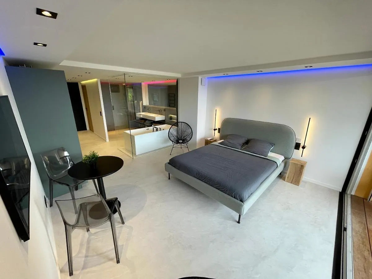 Appartement neuf climatisé - vue mer Saint-Tropez - 50m plage et port - piscine Gassin Francia