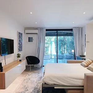 Appartement Moderne Dans Le Golfe De Saint-tropez, Gassin