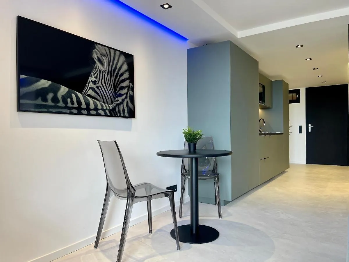Appartement neuf climatisé - vue mer Saint-Tropez - 50m plage et port - piscine Gassin France