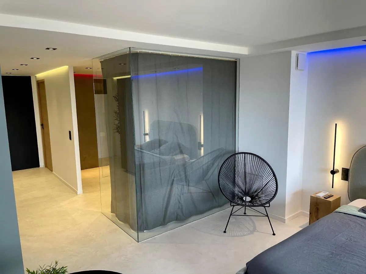 Appartement neuf climatisé - vue mer Saint-Tropez - 50m plage et port - piscine Gassin